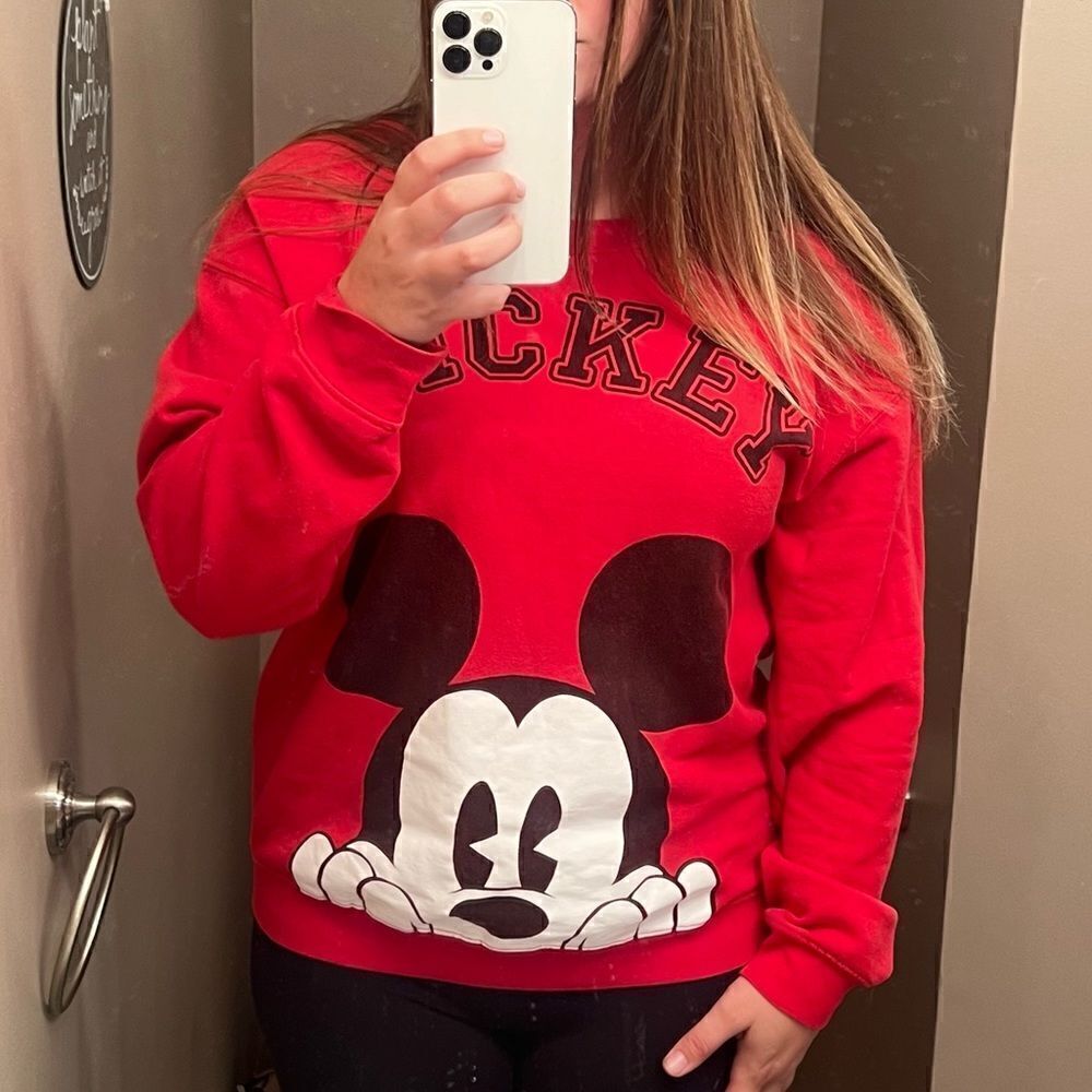 Disney Mickey Red Crewneck Sweatshirt Women’s XL